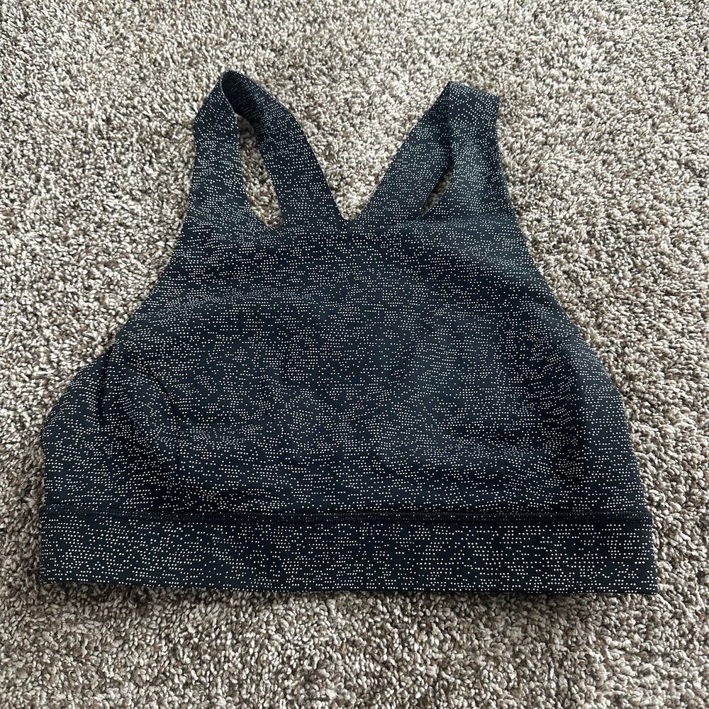 Lululemon sports bra